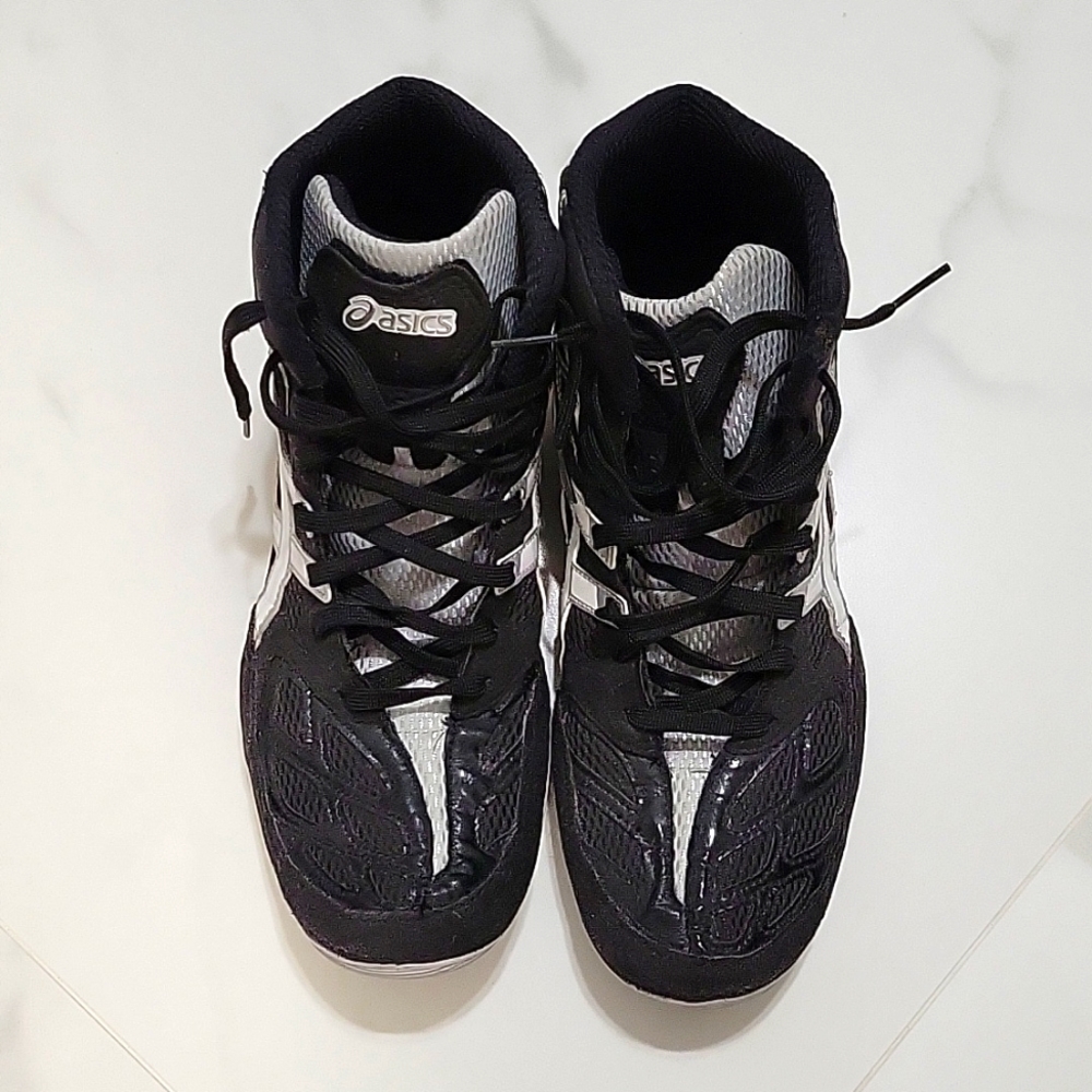 Asics shoes wrestling Men size 11